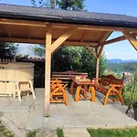Borowikowe Zacisze Drewniane Z Kominkami Hébergement de vacances Falsztyn