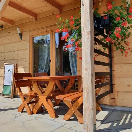 Holiday home Borowikowe Zacisze Drewniane Z Kominkami